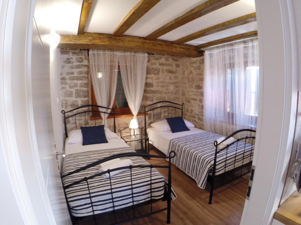 Porta Aurea Apartment Split Ruang foto